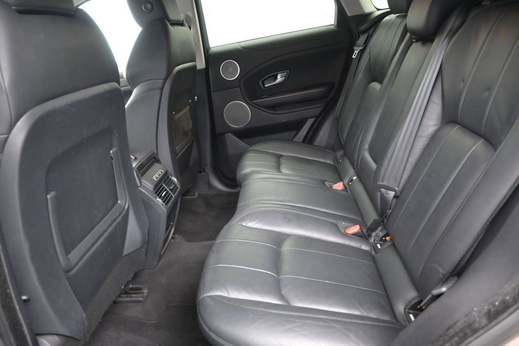 Used 2017 Land Rover Range Rover Evoque SE AWD/4WD image 13