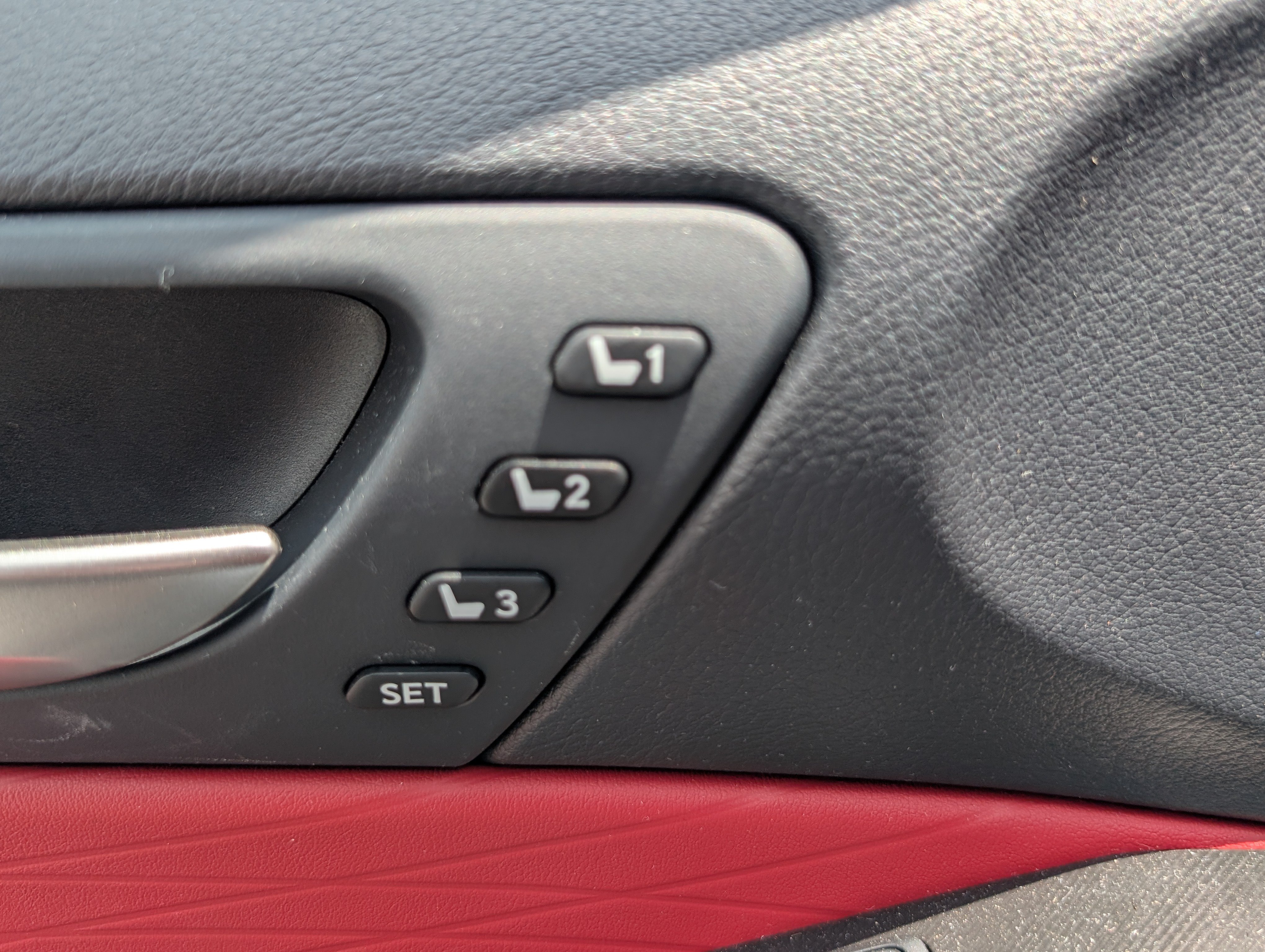 Used 2025 Lexus IS 350 F Sport w/ Navigation Package AWD/4WD image 18