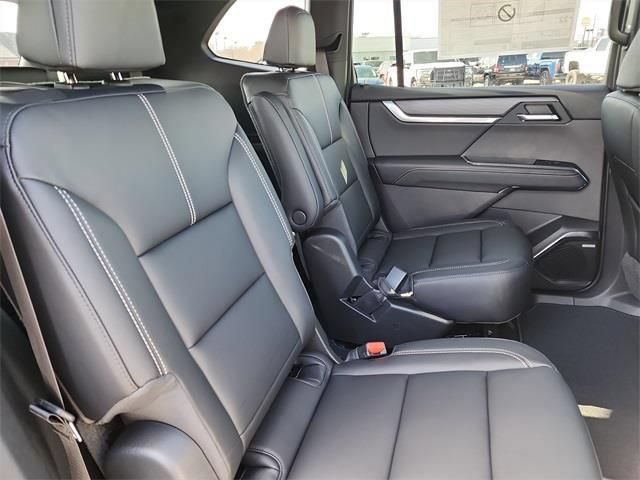 New 2026 GMC Acadia Elevation w/ Super Cruise Package FWD image 18