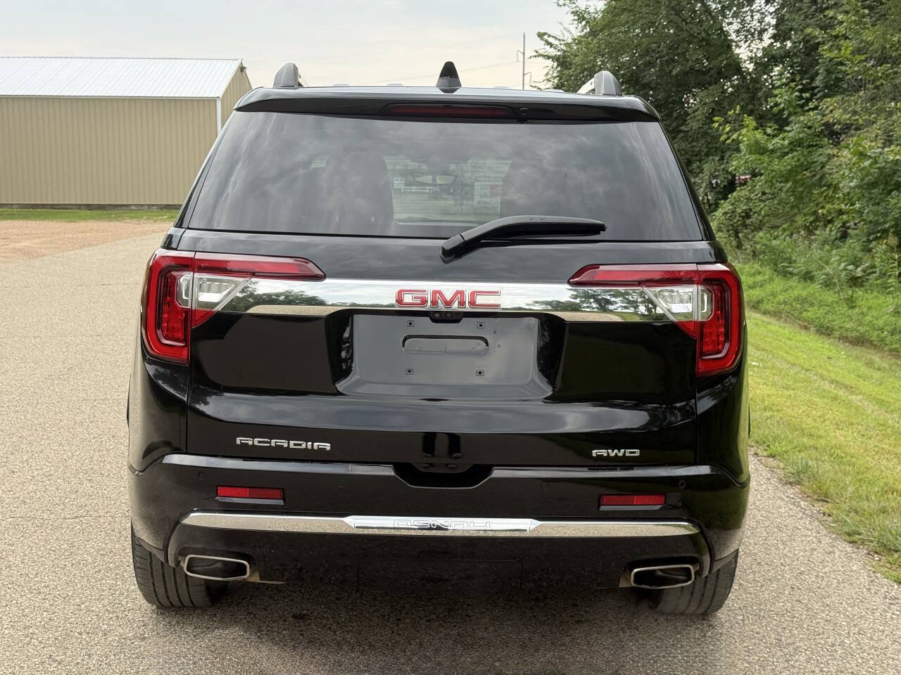 Used 2023 GMC Acadia Denali w/ Denali Technology Package AWD/4WD image 6