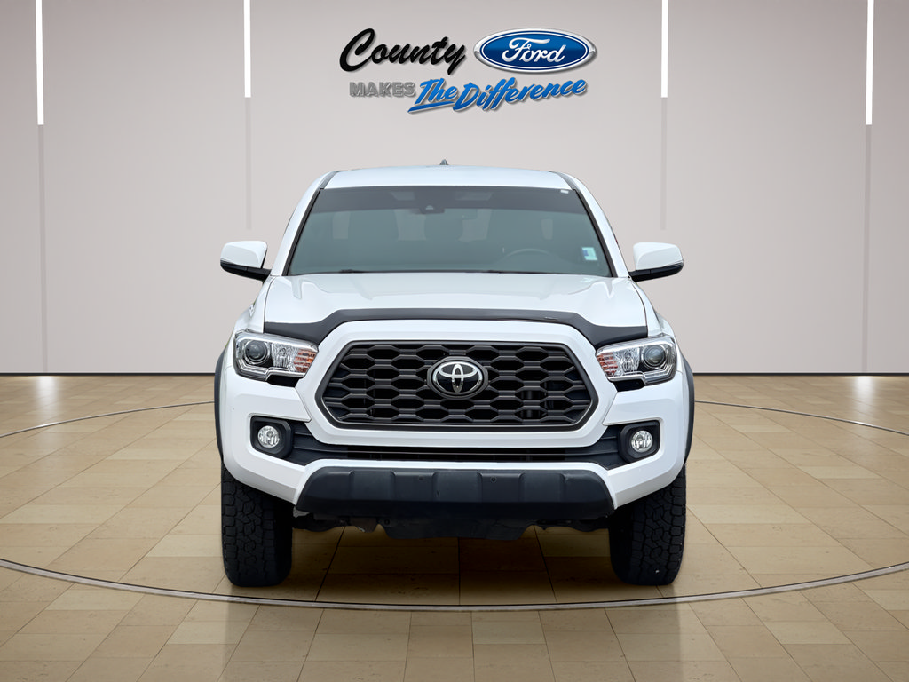 Used 2022 Toyota Tacoma TRD Off-Road w/ Technology Package AWD/4WD image 5