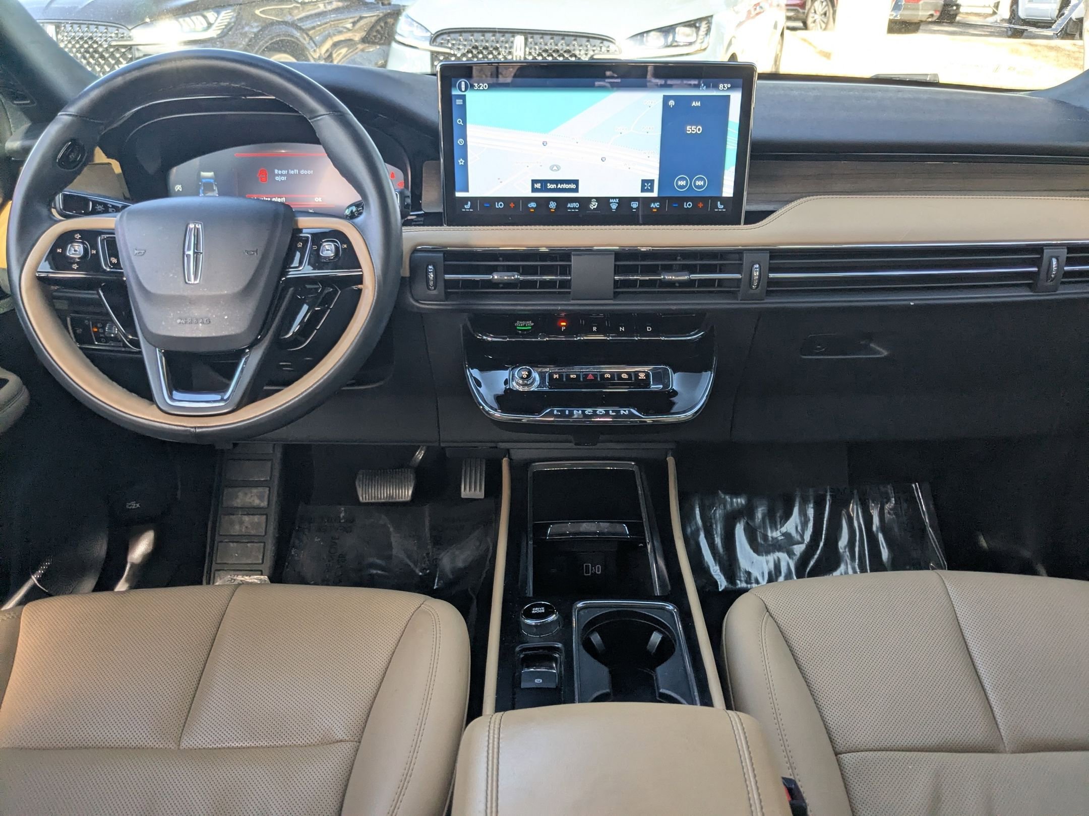 Used 2023 Lincoln Corsair Reserve w/ Jet Appearance Package image 21