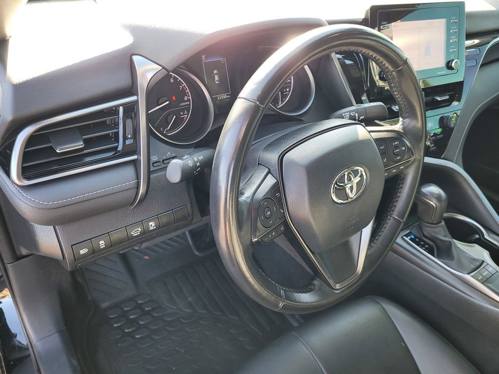 Used 2023 Toyota Camry SE w/ Convenience Package FWD image 26