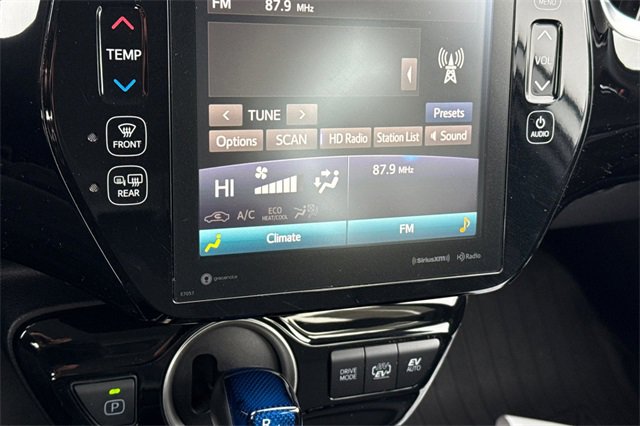 Used 2020 Toyota Prius Prime XLE image 25