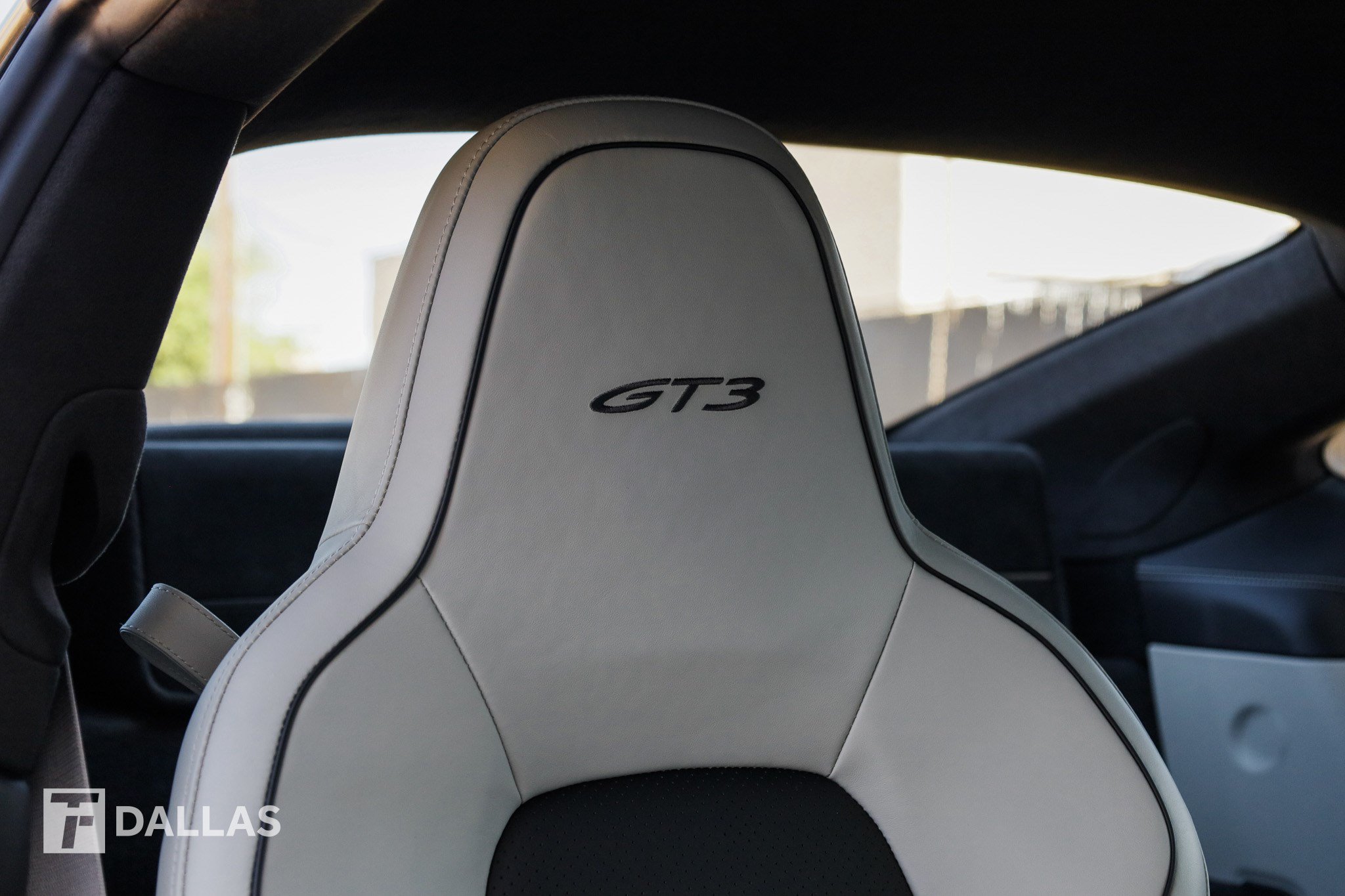 Used 2022 Porsche 911 GT3 RWD image 39