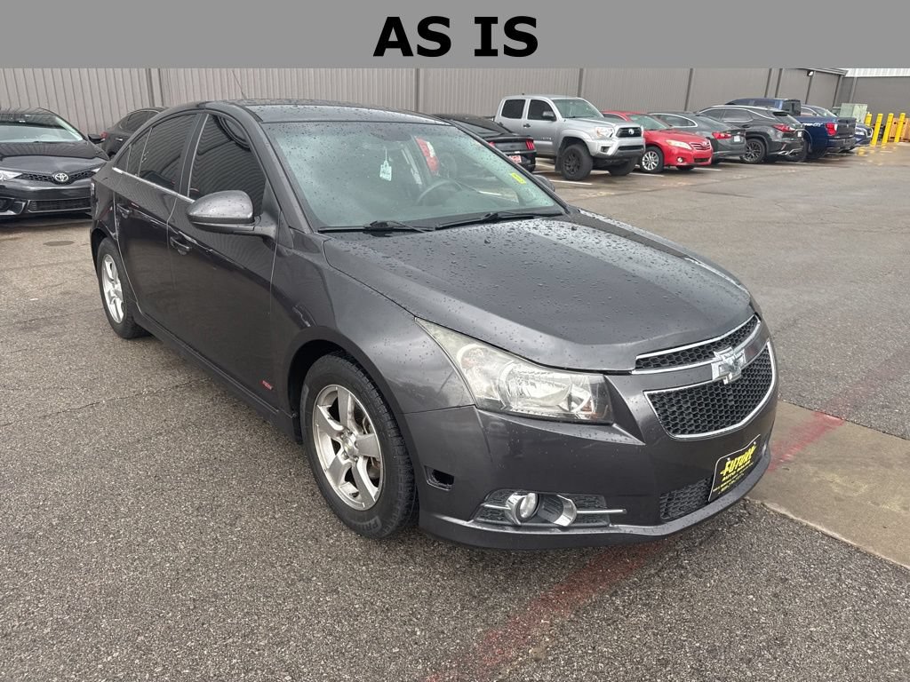 Used 2014 Chevrolet Cruze LT w/ RS Package FWD image 3