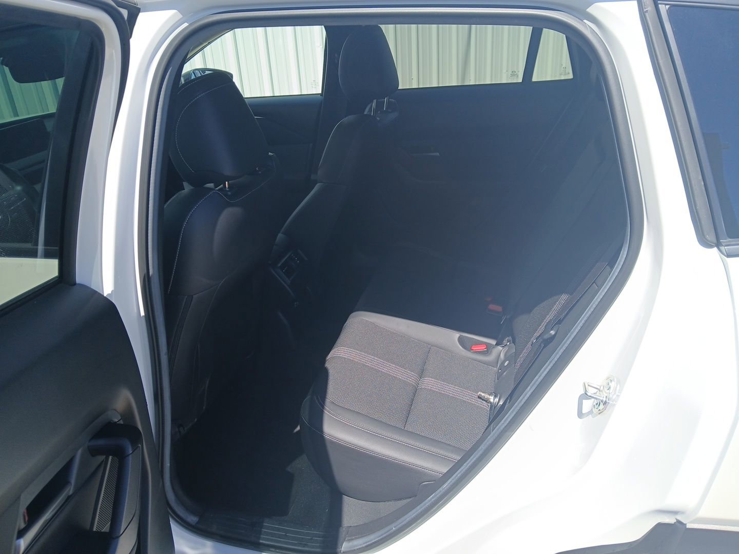 Certified 2025 MAZDA CX-50 AWD 2.5 S w/ Premium Package image 12