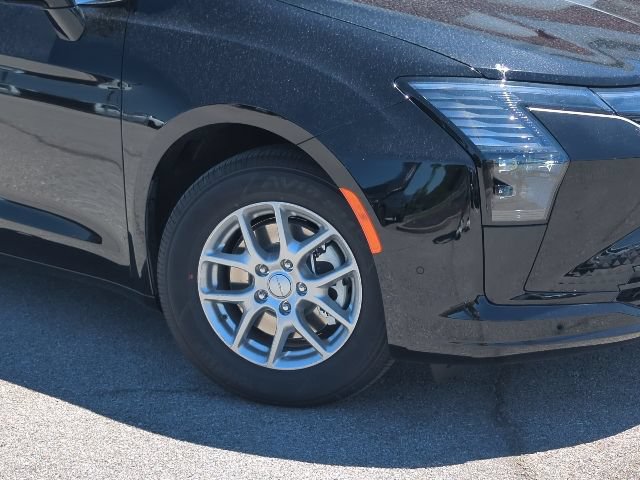 New 2027 Chrysler Pacifica Select w/ Family Tech Group FWD image 2