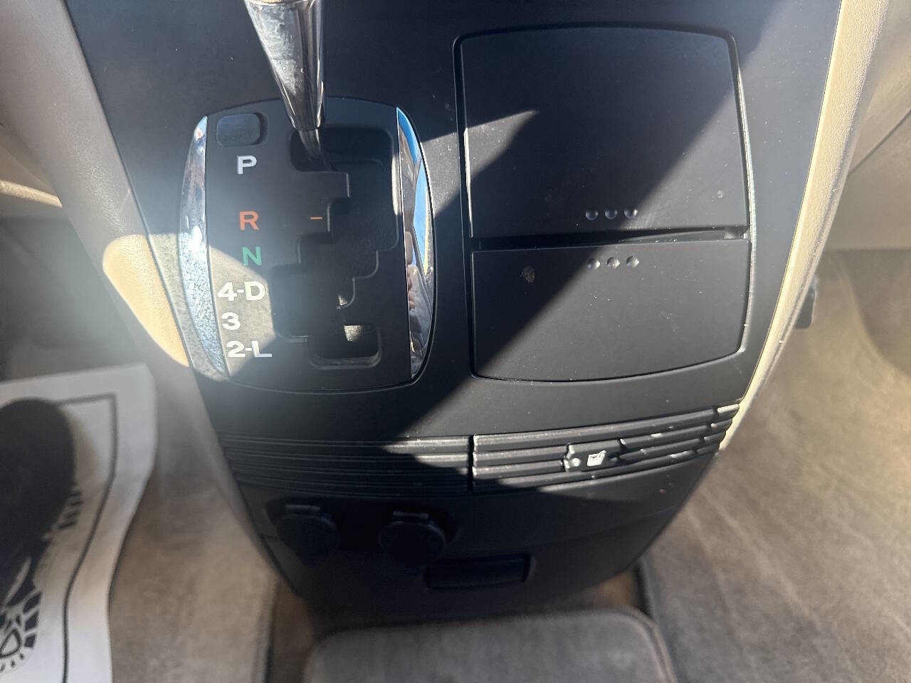 Used 2009 Toyota Sienna LE image 37