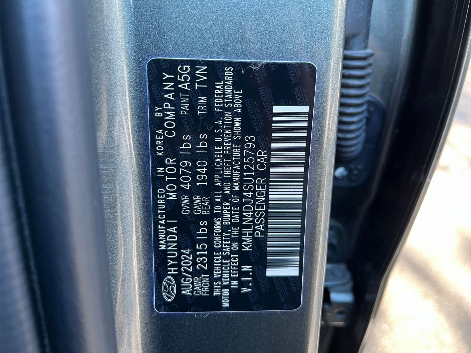 Used 2025 Hyundai Elantra Limited image 28