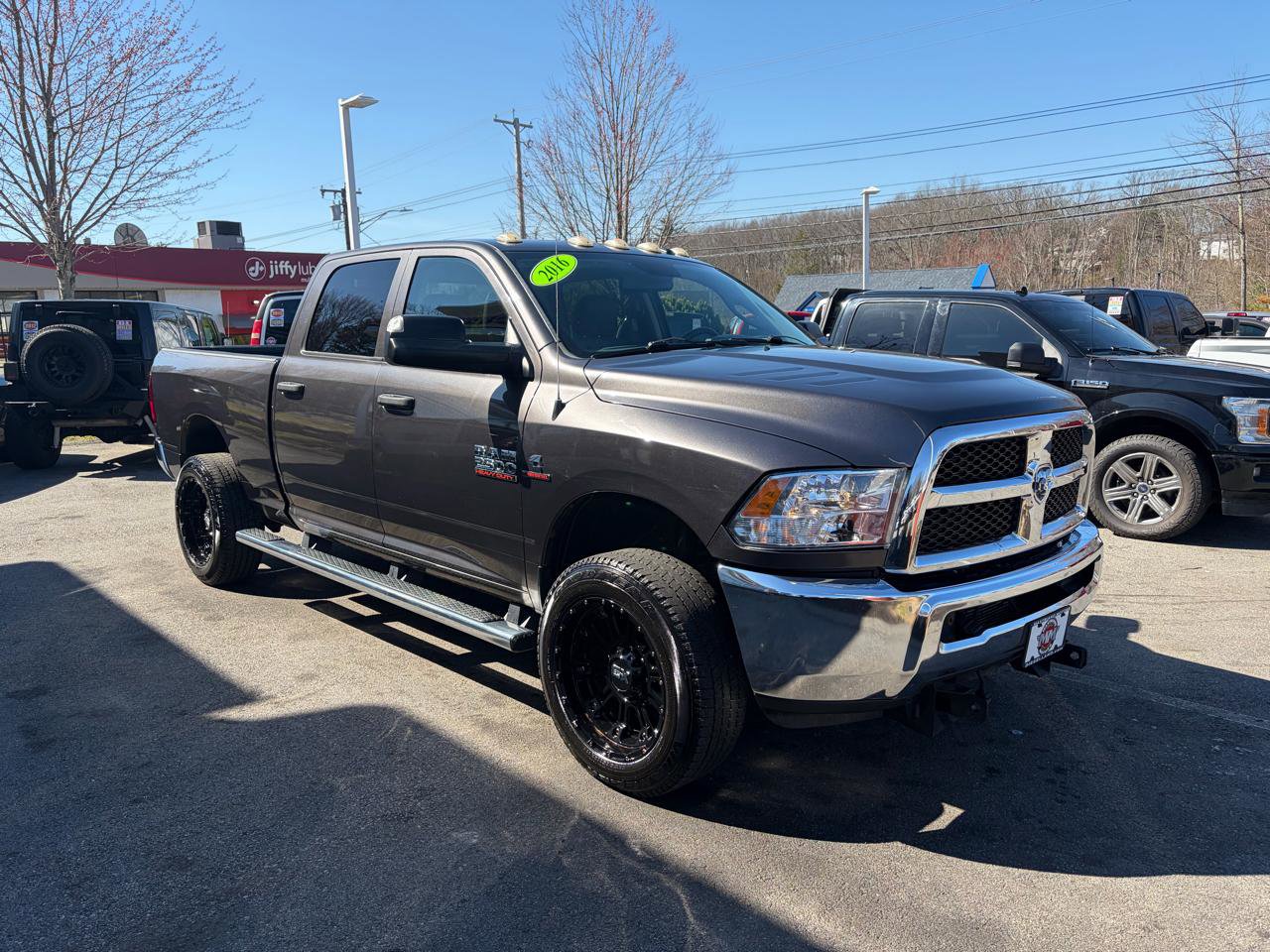 Used 2016 RAM 2500 Tradesman w/ Chrome Appearance Group image 4