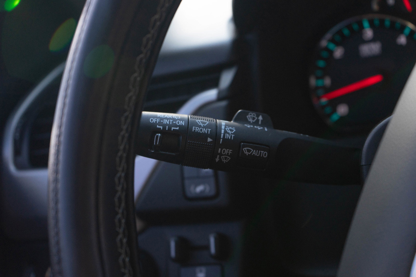 Used 2020 GMC Yukon SLE w/ SLE Value Package image 22