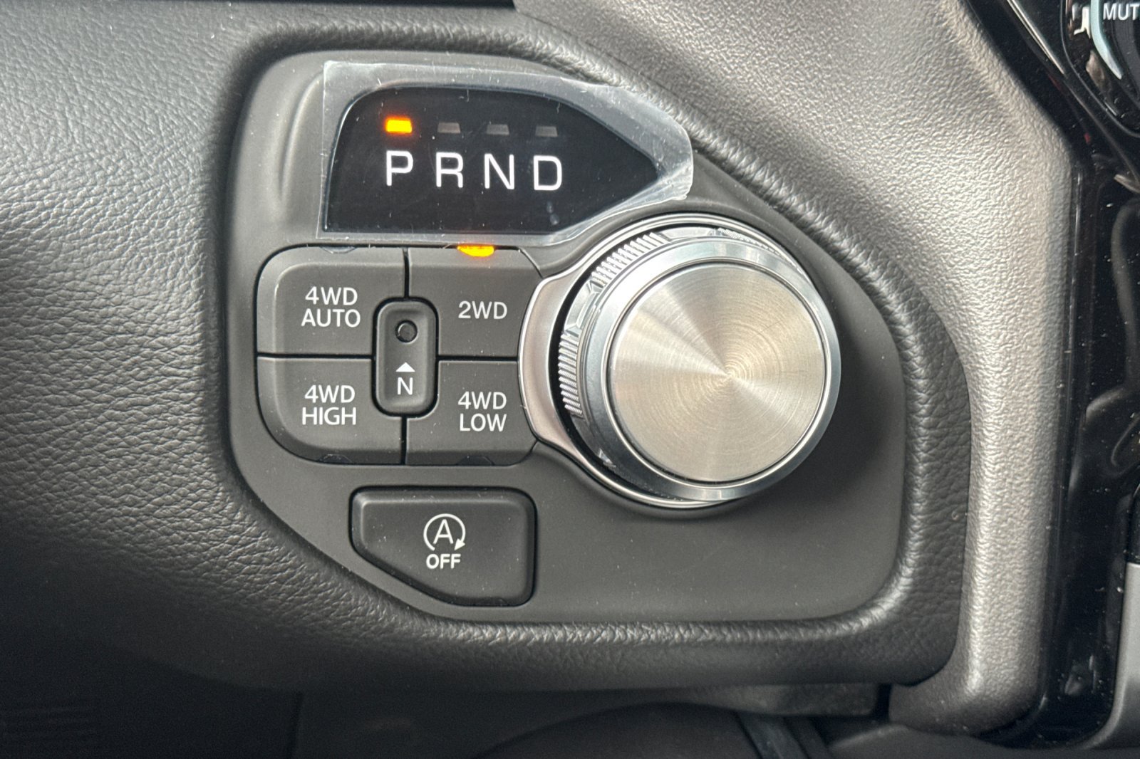 New 2026 RAM 1500 Laramie AWD/4WD image 20
