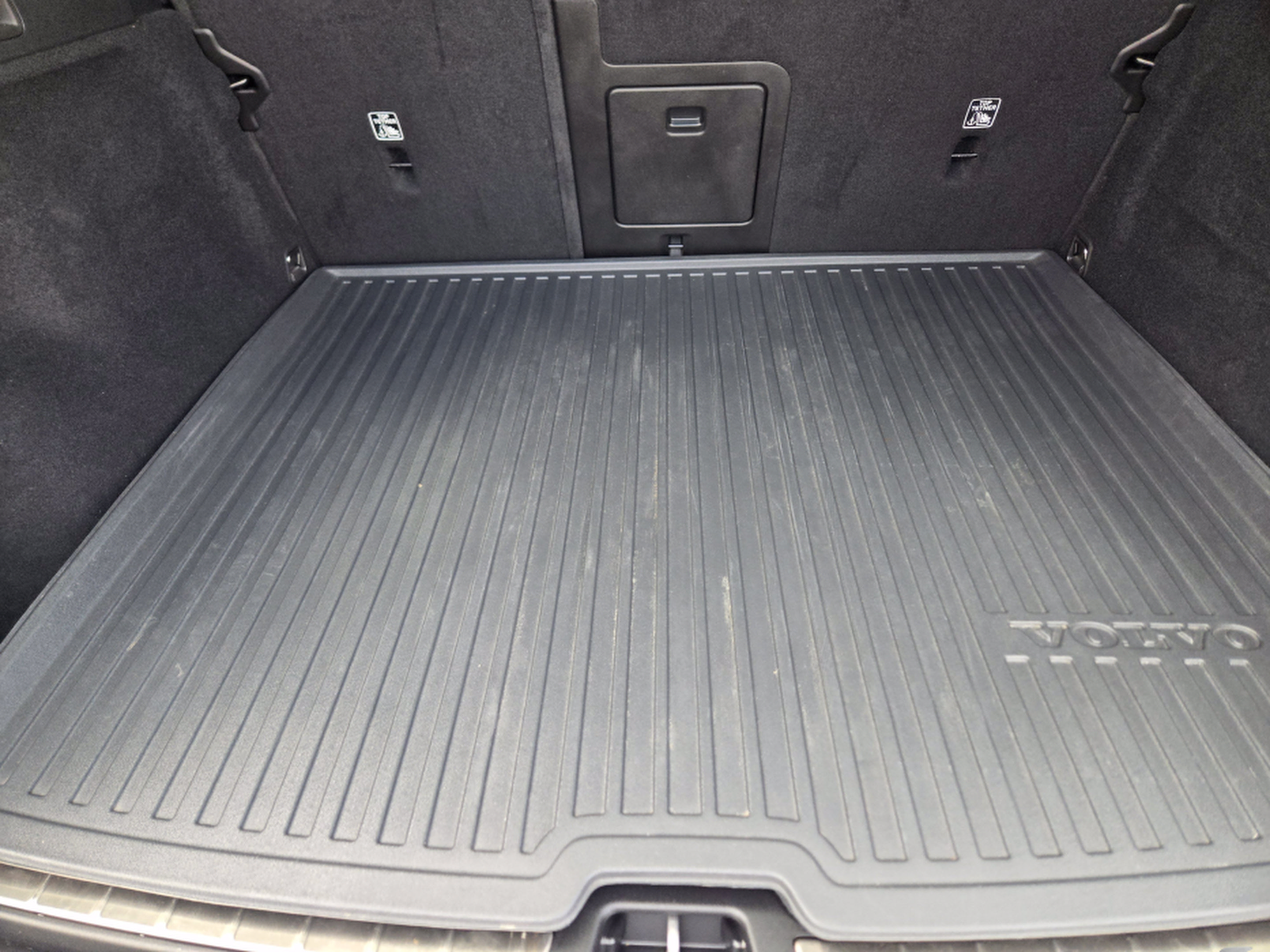 Used 2024 Volvo XC60 B5 Plus w/ Protection Package Premier AWD/4WD image 31