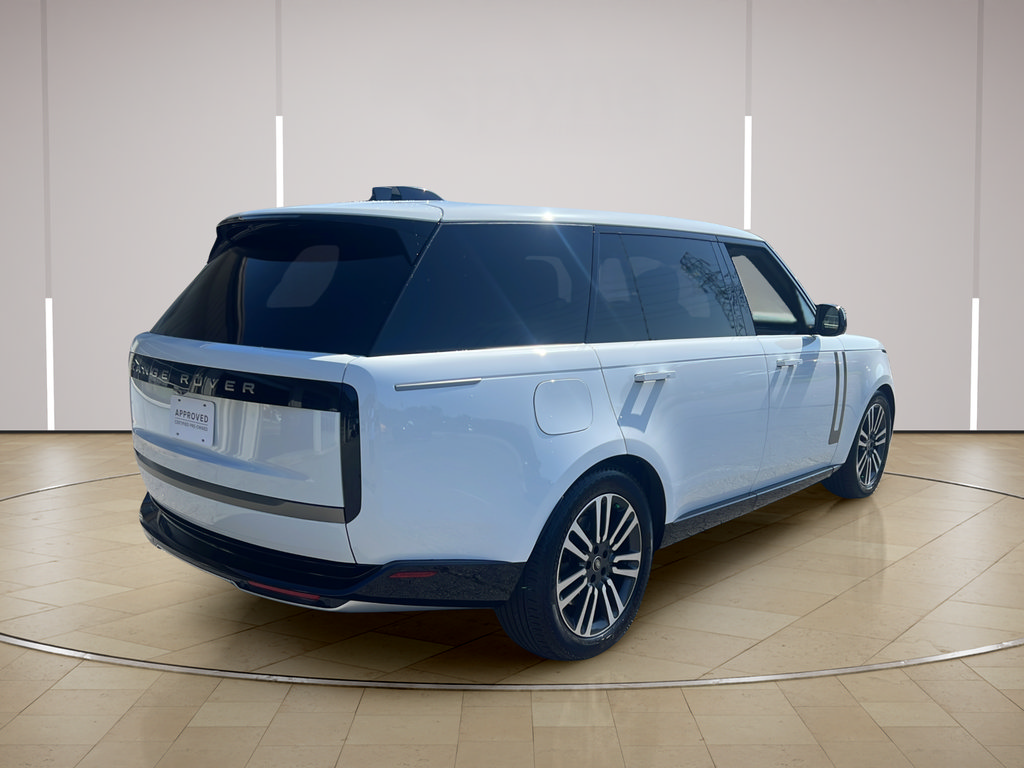 Used 2024 Land Rover Range Rover Long Wheelbase SE AWD/4WD image 7