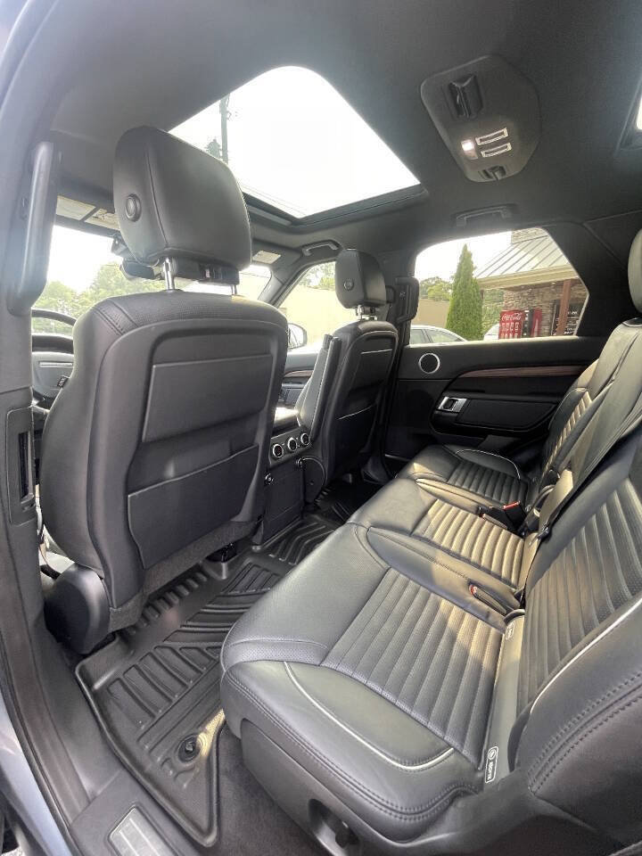 Used 2019 Land Rover Discovery HSE AWD/4WD image 13