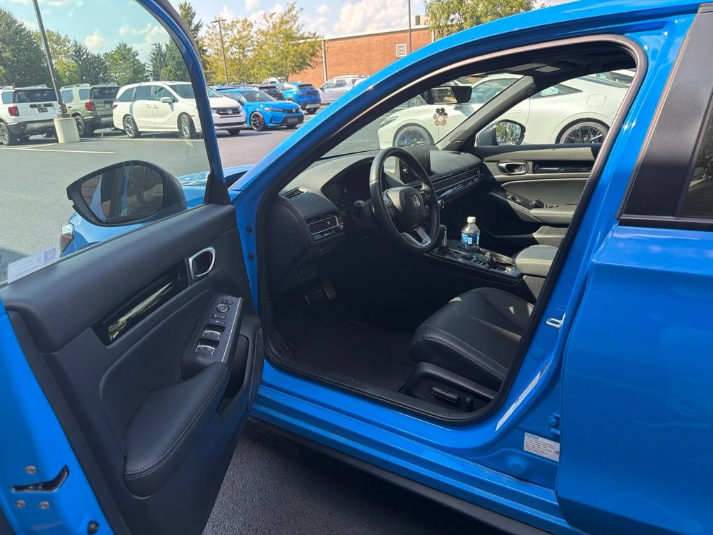 Used 2025 Honda Civic Sport Touring image 10