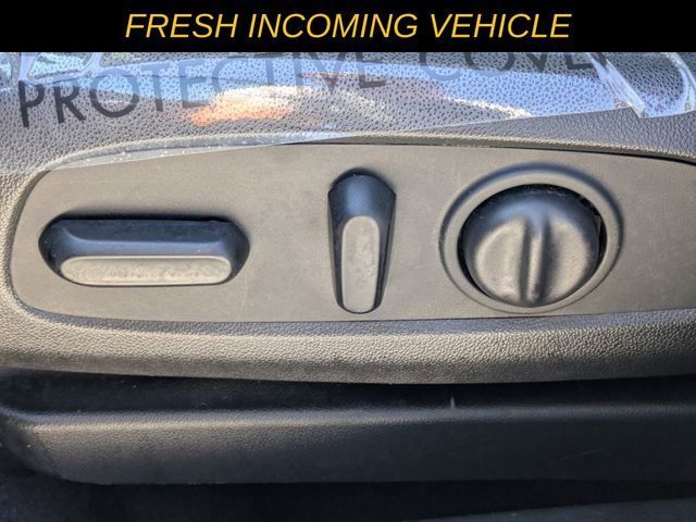 Used 2021 Chevrolet TrailBlazer LT w/ Convenience Package image 16