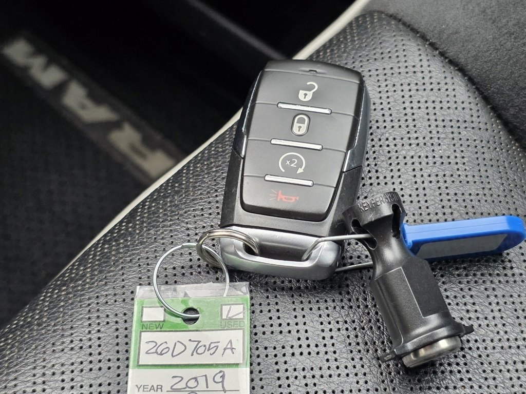 Used 2019 RAM 1500 Laramie image 35