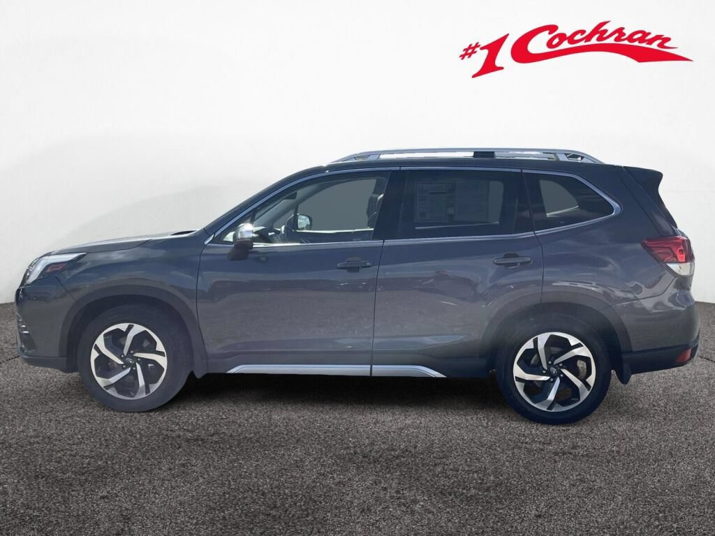 Used 2023 Subaru Forester Touring AWD/4WD image 10