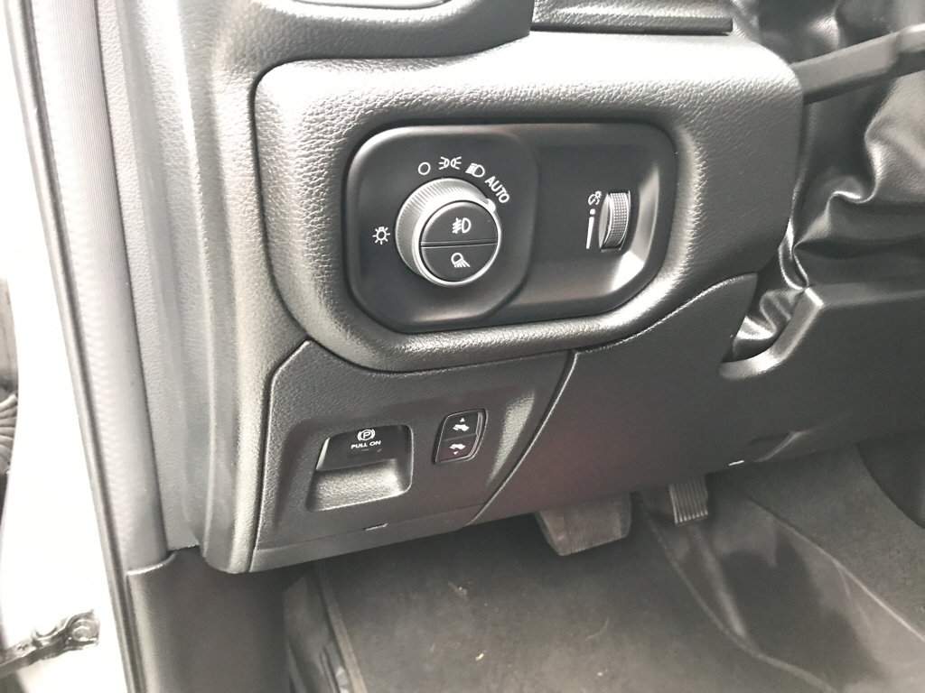 Used 2023 RAM 1500 Big Horn AWD/4WD image 11