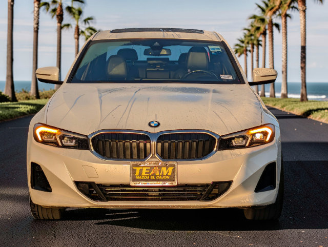 Used 2024 BMW 330i Sedan RWD image 3
