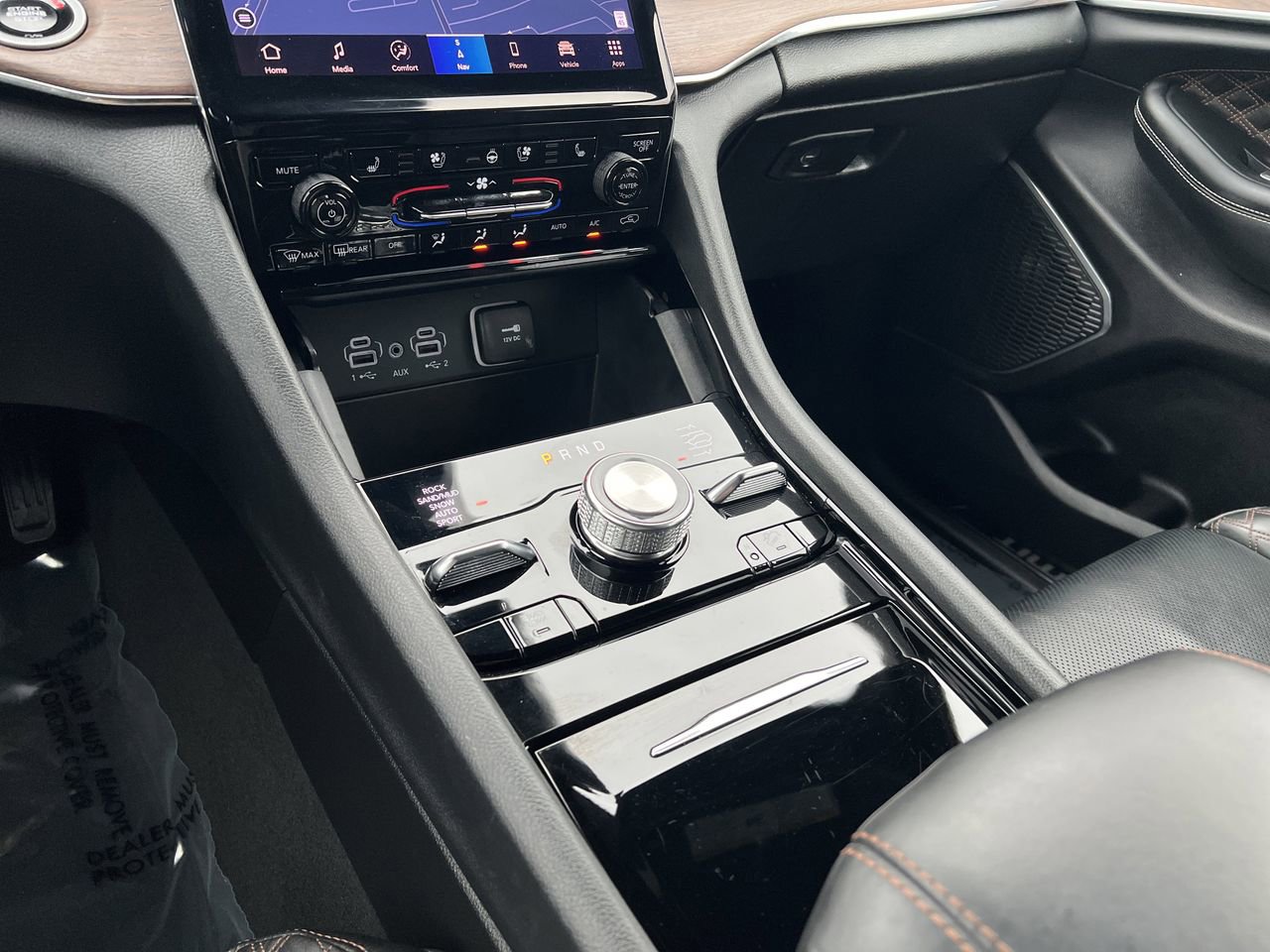 Used 2025 Jeep Grand Cherokee Summit image 21