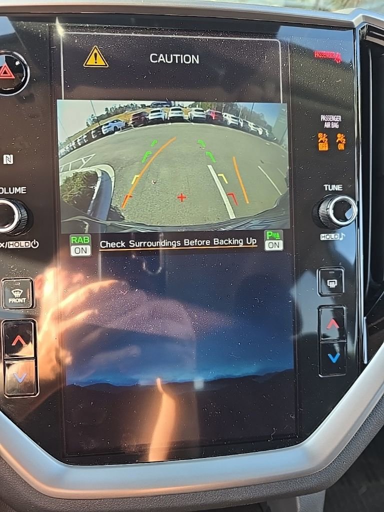 Used 2024 Subaru Ascent Premium w/ Convenience Package image 10