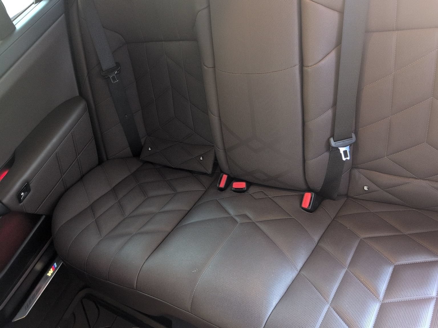 Used 2023 BMW 740i RWD image 17