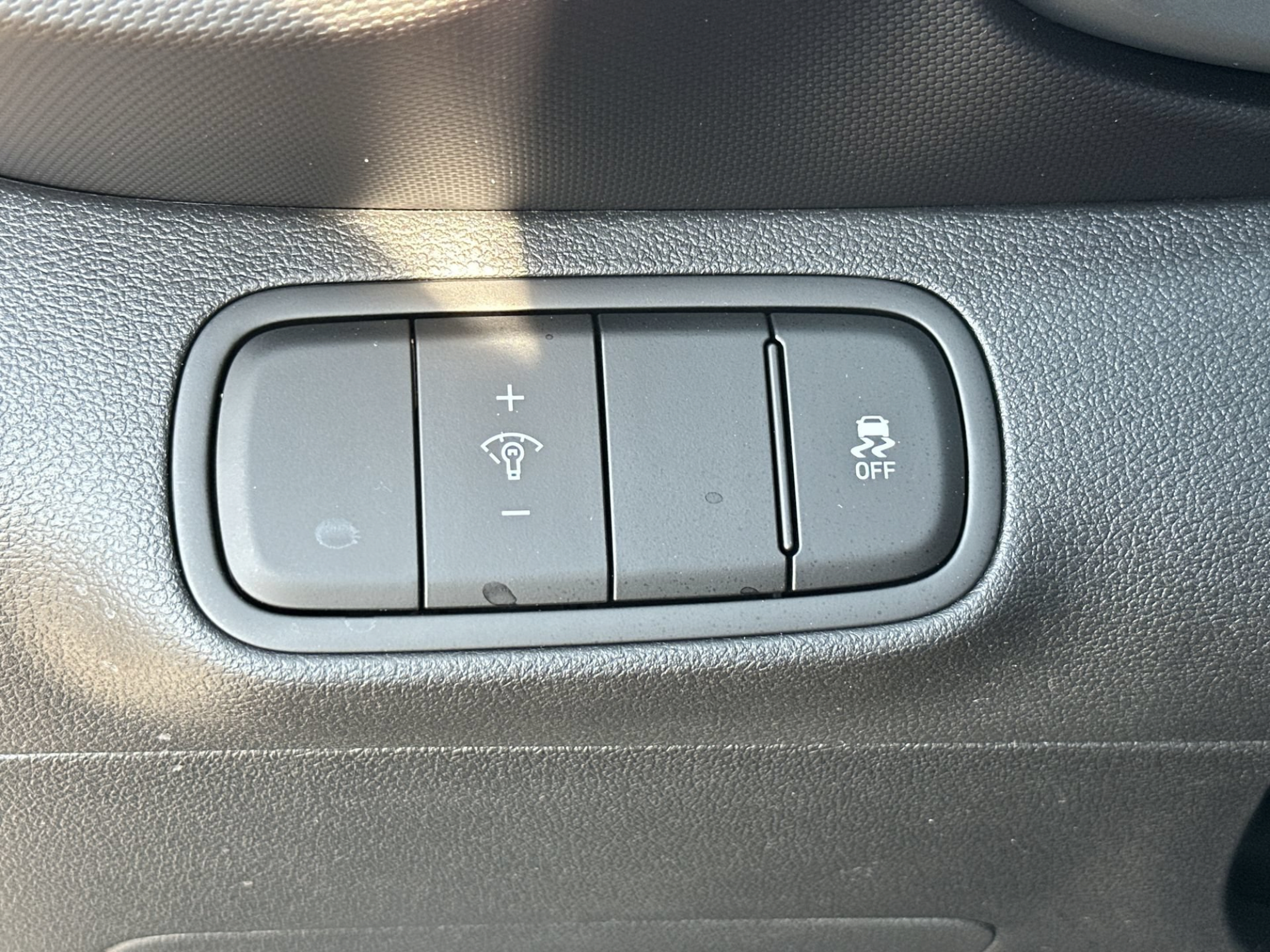 New 2026 Hyundai Venue SE FWD image 16