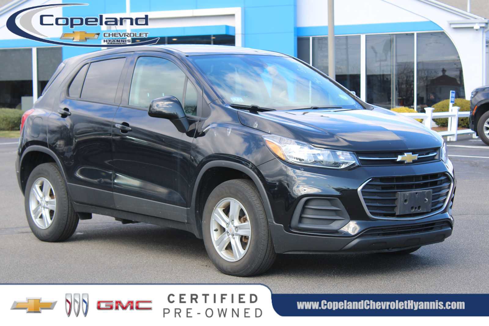 Certified 2022 Chevrolet Trax LS w/ Tint and Cruise Package image 1