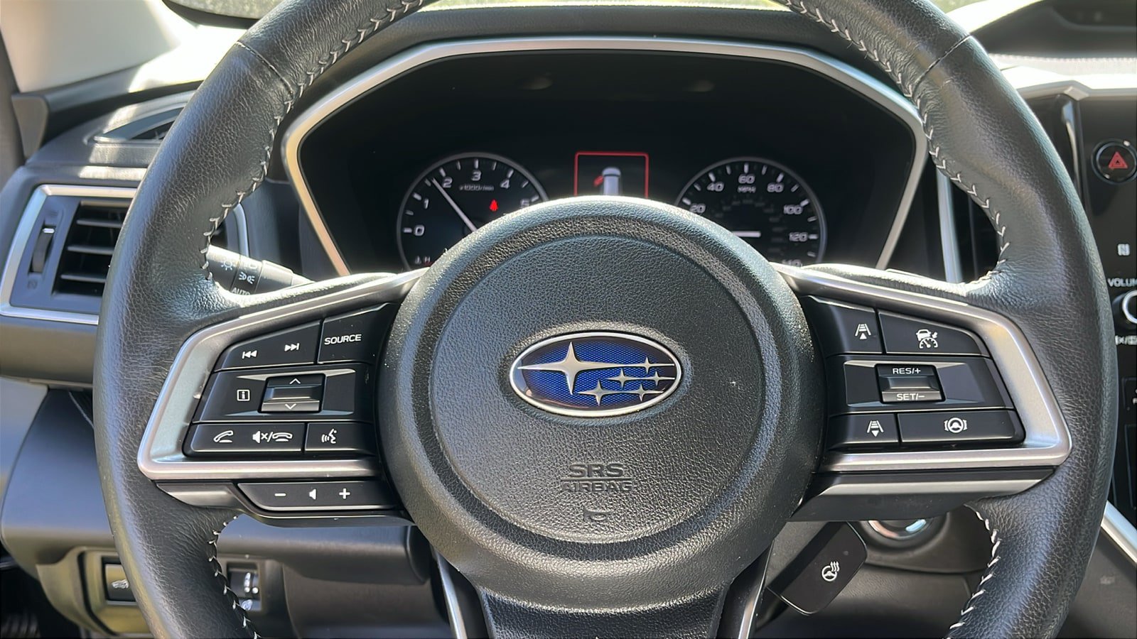 Certified 2023 Subaru Ascent Limited AWD/4WD image 13