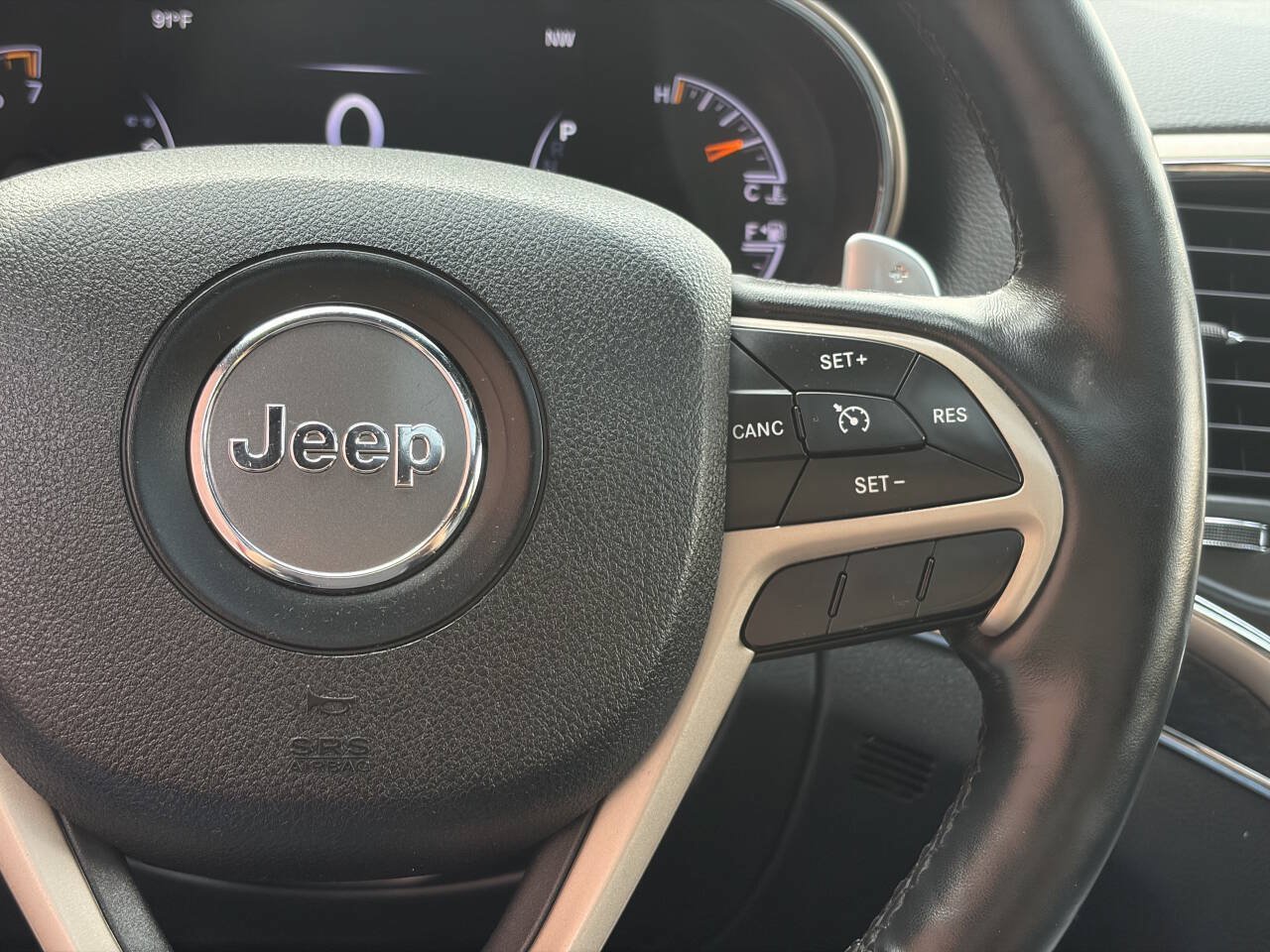 Used 2015 Jeep Grand Cherokee Limited w/ Trailer Tow Group IV AWD/4WD image 33