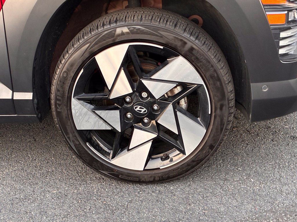 Certified 2024 Hyundai Kona Limited AWD/4WD image 52