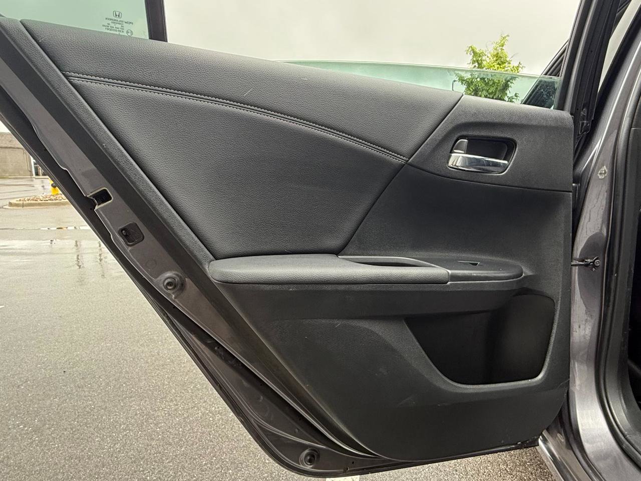 Used 2015 Honda Accord Sport image 18