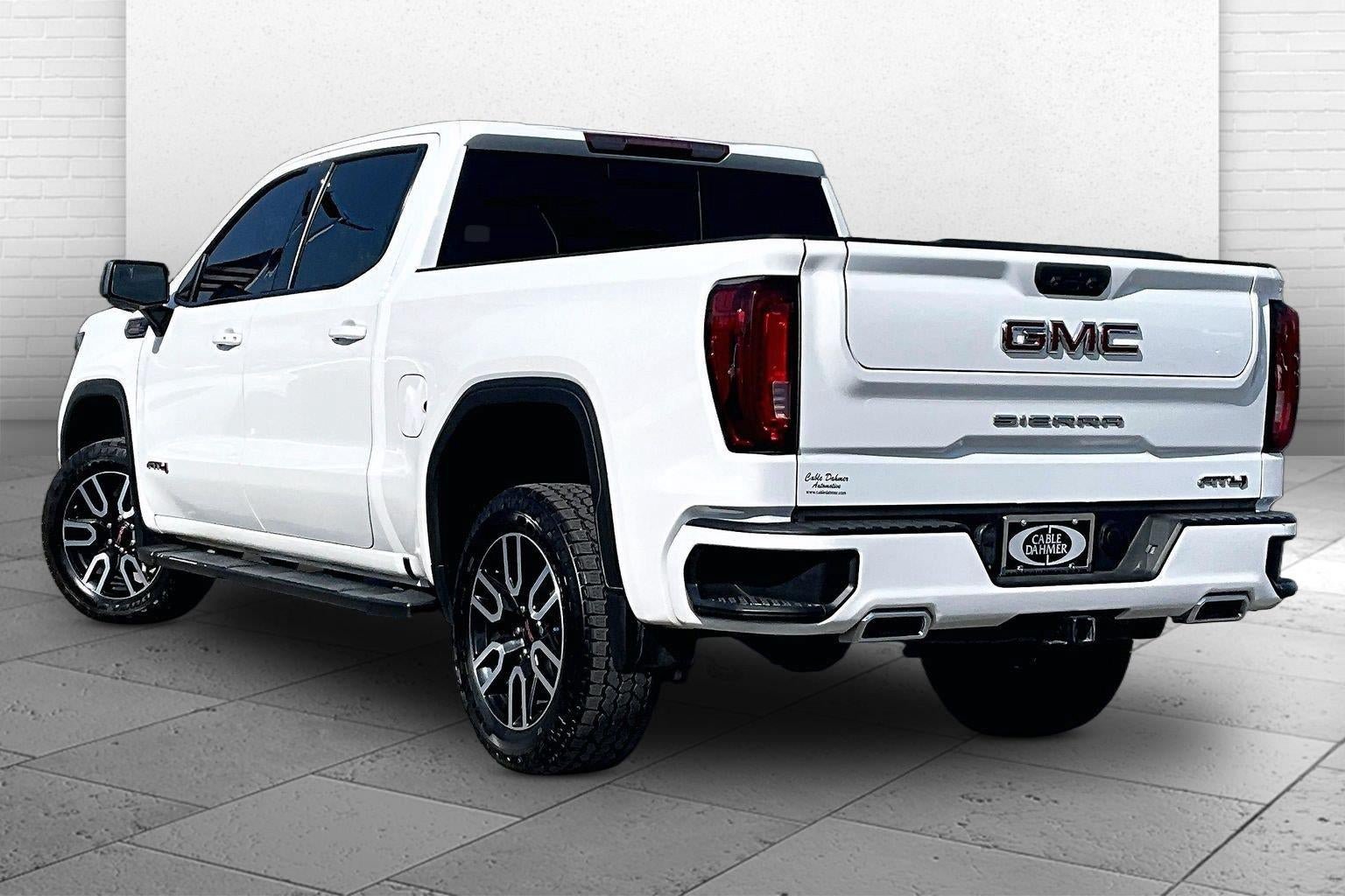 Used 2022 GMC Sierra 1500 AT4 w/ AT4 Preferred Package AWD/4WD image 7