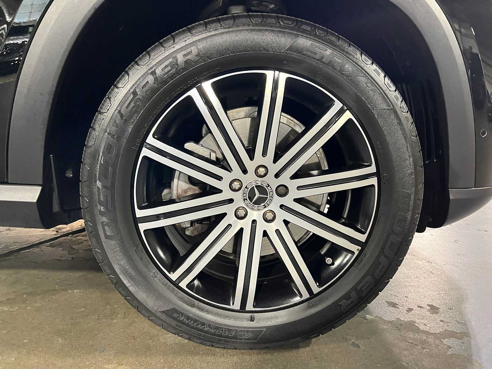 Used 2025 Mercedes-Benz GLE 350 4MATIC image 9