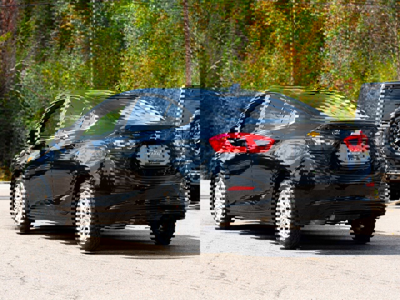 Used 2019 Chevrolet Cruze LT image 7