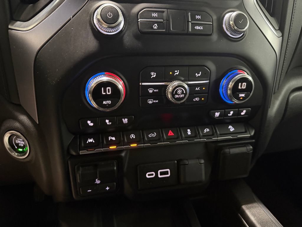 Used 2020 GMC Sierra 1500 SLT w/ SLT Premium Plus Package AWD/4WD image 7