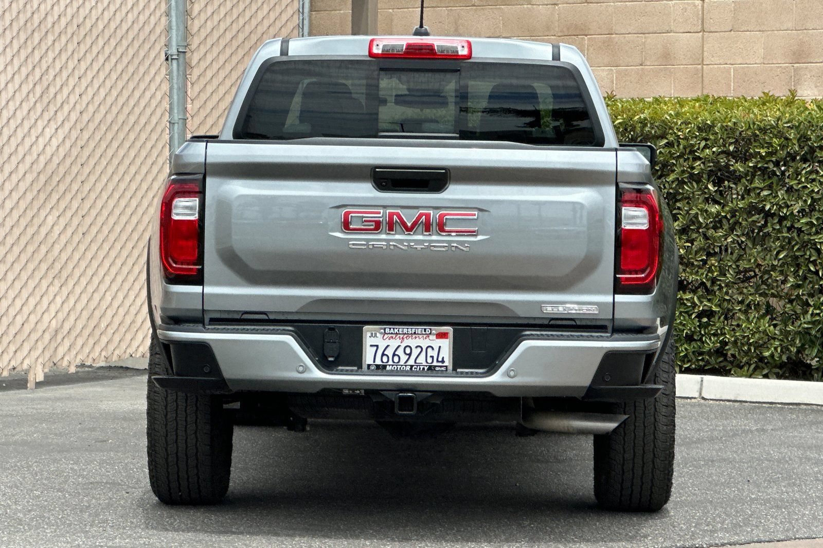 Used 2025 GMC Canyon Elevation RWD image 5
