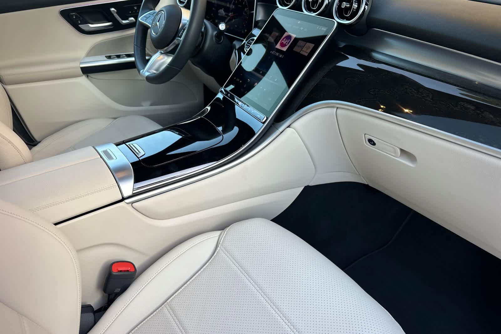 Certified 2026 Mercedes-Benz GLC 300 4MATIC image 15