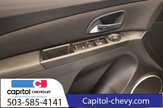 Used 2016 Chevrolet Cruze LTZ w/ Sun, Sound and Sport Package FWD image 11