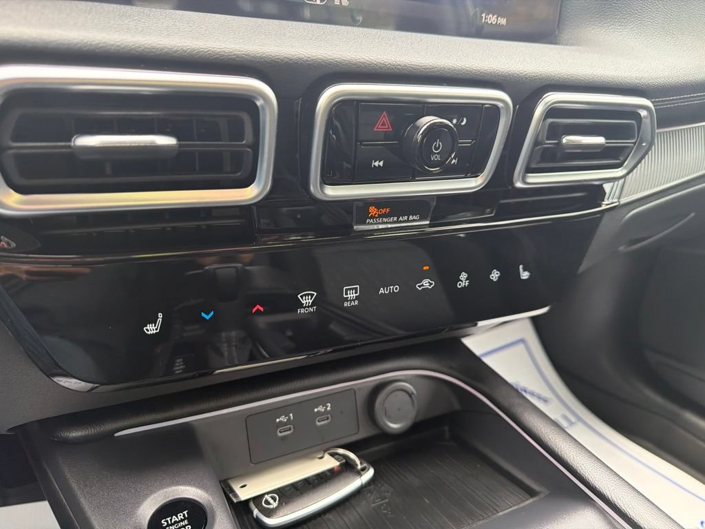 New 2026 Nissan Sentra SV w/ SV Convenience Package FWD image 21