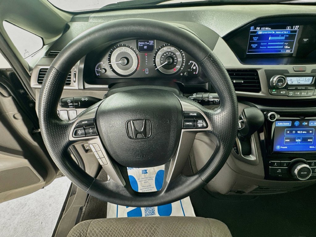 Used 2016 Honda Odyssey SE image 12