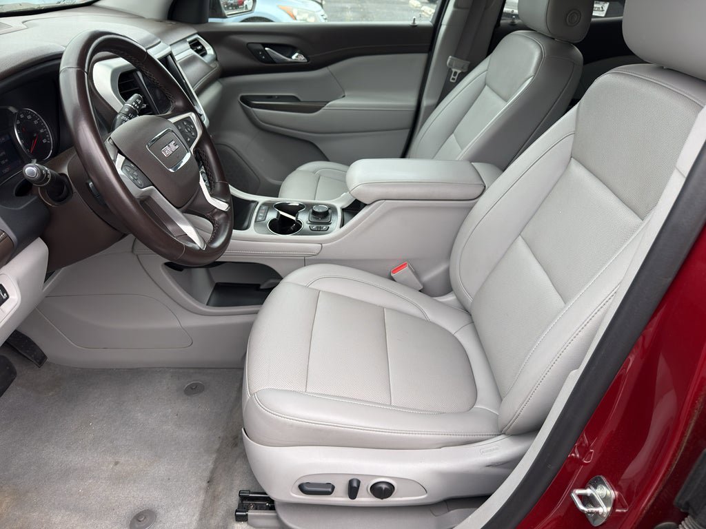 Used 2023 GMC Acadia SLT image 11