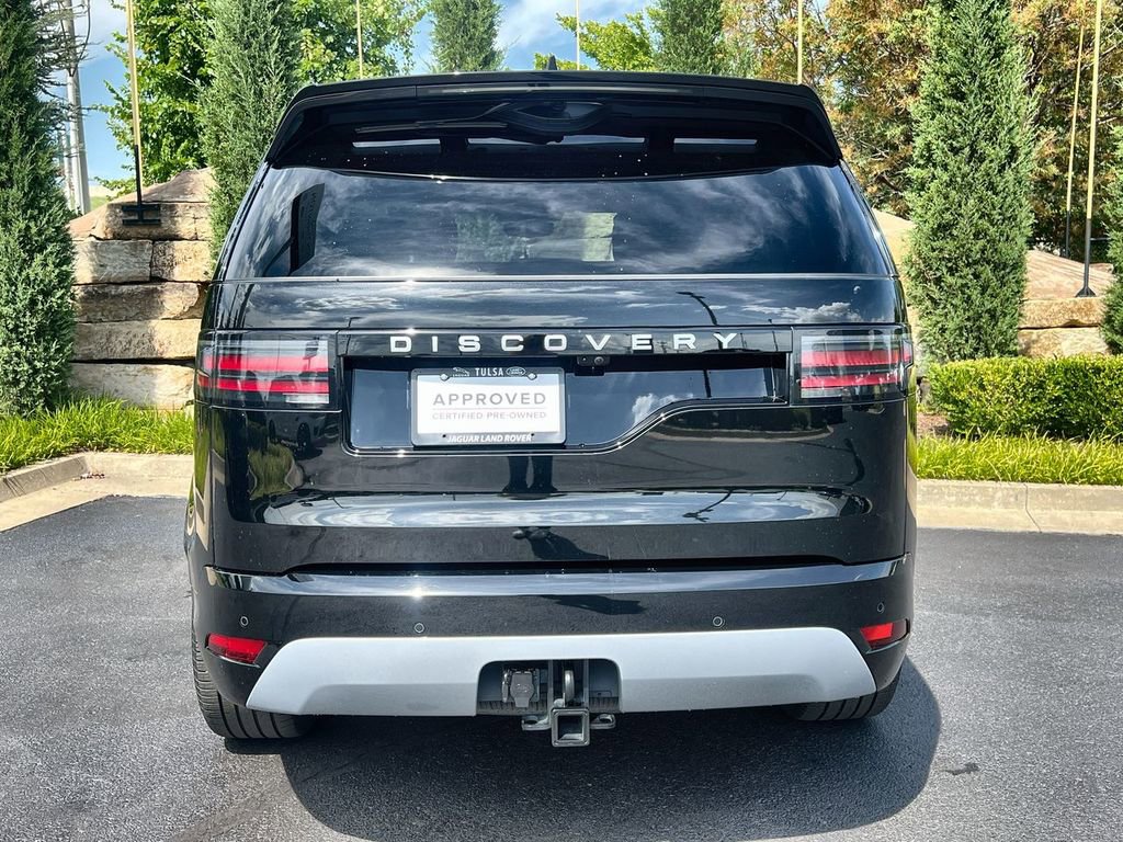 Certified 2025 Land Rover Discovery Metropolitan Edition image 4