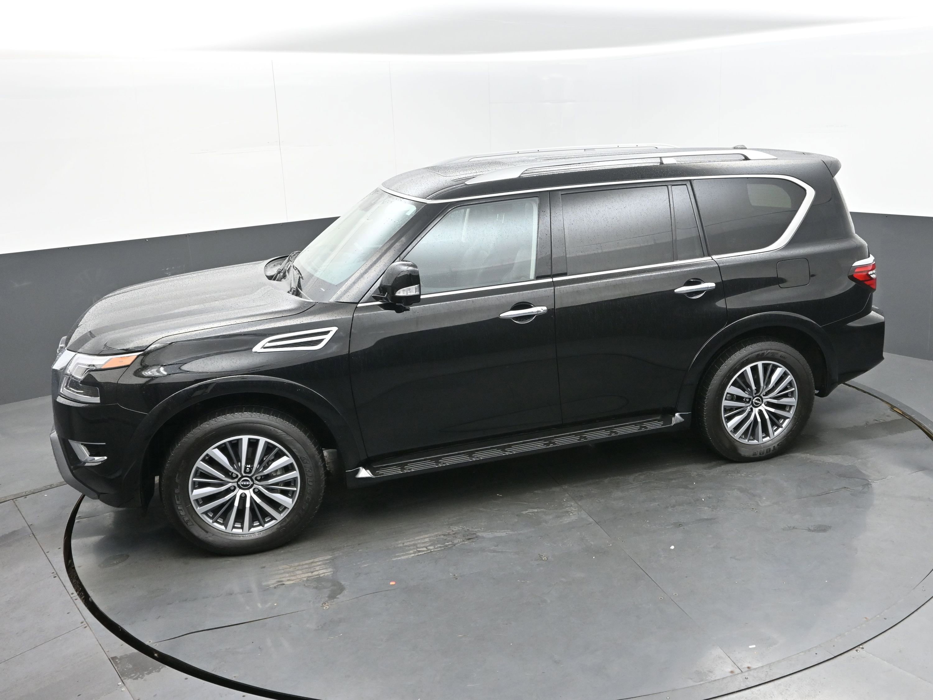 Used 2024 Nissan Armada SL w/ Cargo Package image 31
