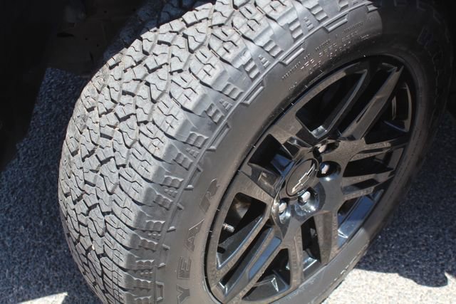 Used 2023 Chevrolet Silverado 1500 RST w/ Z71 Off-Road Package AWD/4WD image 12