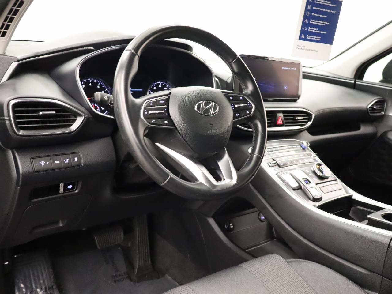 Used 2023 Hyundai Santa Fe SEL w/ Cargo Package image 15