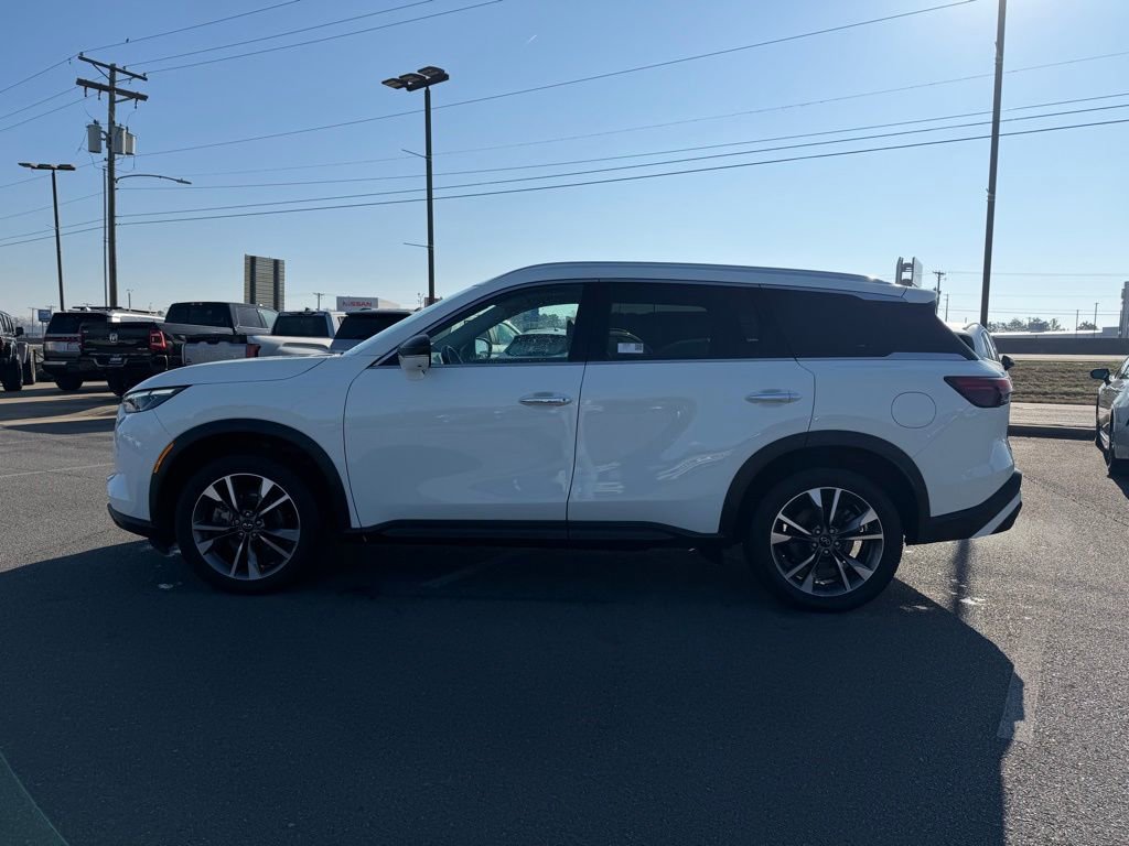 Used 2024 INFINITI QX60 Luxe image 4
